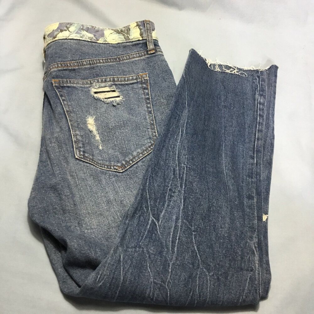 GAP Distressed Women's Denim Blue Jeans Sz 27"